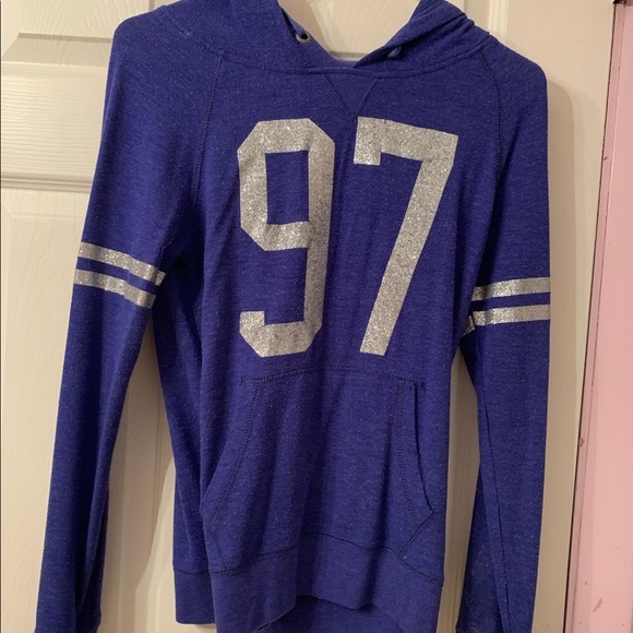 Sweatshirt - Picture 2 of 2